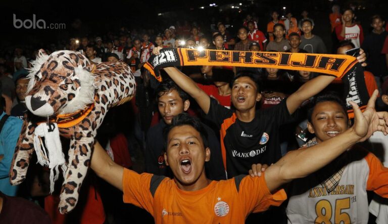 Rekomendasi cafe buat nobar di Kota Jakarta Timur 1 Proyektor123 Solo - Rekomendasi cafe buat nobar di Kota Jakarta Timur